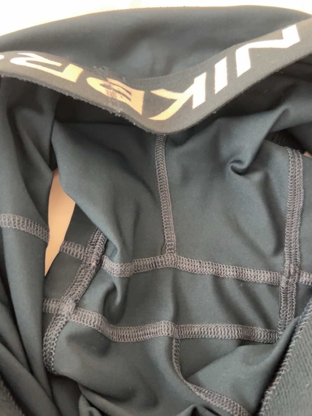 Nike pro shorts in teal/navy color - Picture 4 of 4